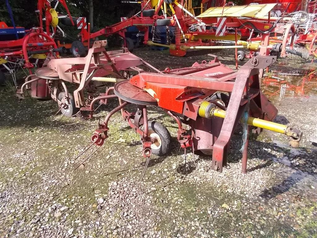 Schwader van het type JF CR320  Høvender, Gebrauchtmaschine in Roslev (Foto 5)