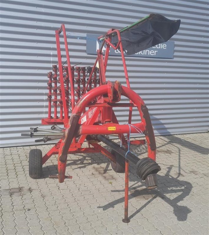 Schwader del tipo JF RS 340 X, Gebrauchtmaschine en Horsens (Imagen 3)