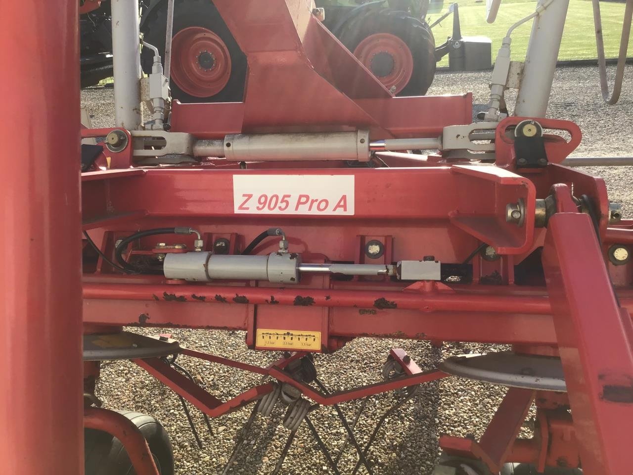 Schwader del tipo JF Z 905 PRO A, Gebrauchtmaschine en Holstebro (Imagen 4)