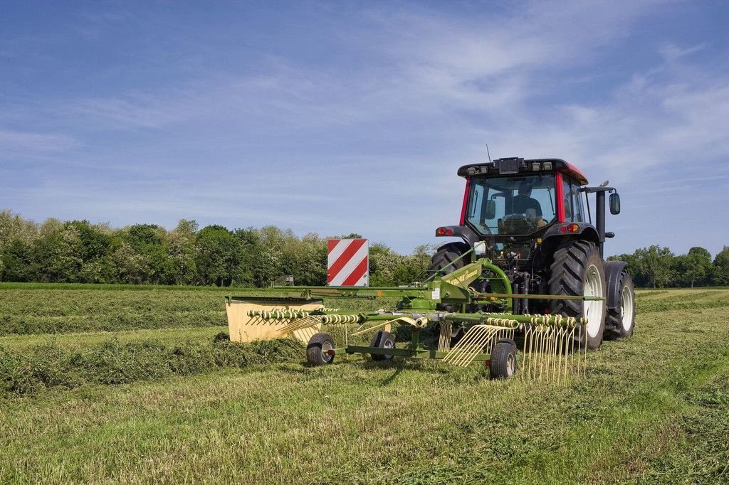 Schwader от тип Krone Enkele harken, Neumaschine в Goudriaan (Снимка 2)