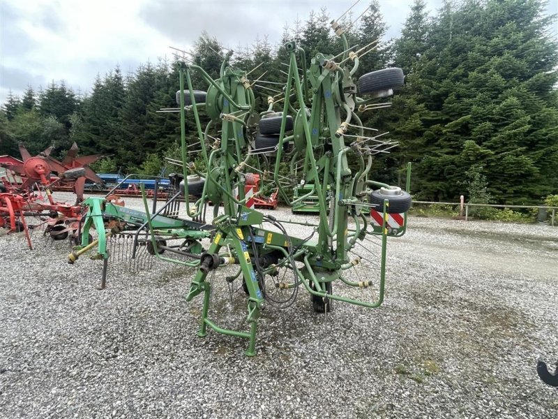 Schwader del tipo Krone KW 8.82/8, Gebrauchtmaschine en Nimtofte