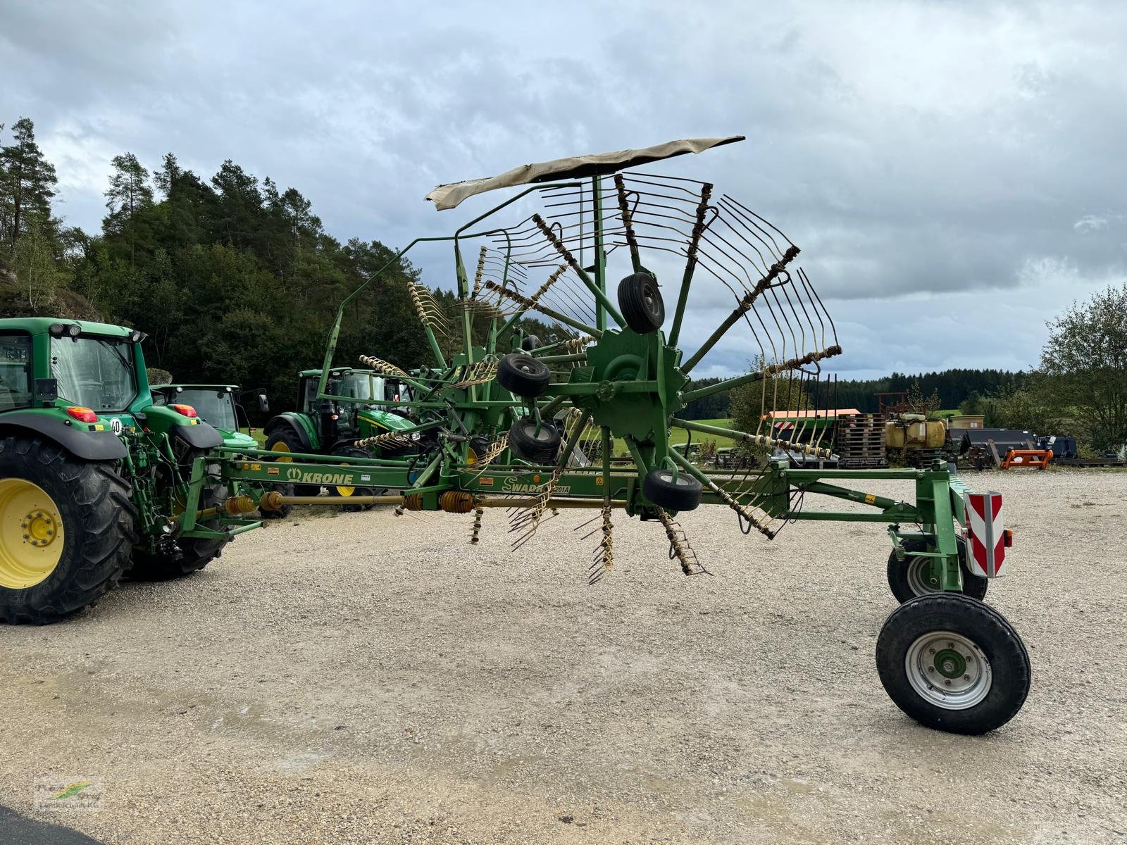 Schwader du type Krone Swadro 1201 A, Gebrauchtmaschine en Pegnitz-Bronn (Photo 1)