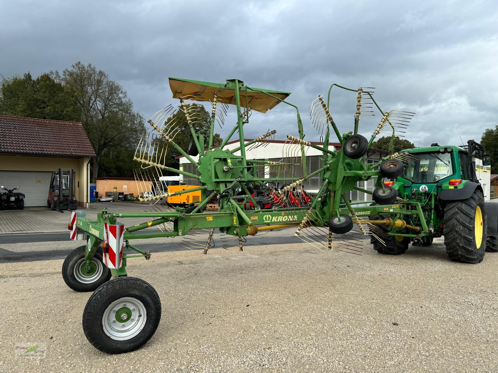 Schwader van het type Krone Swadro 1201 A, Gebrauchtmaschine in Pegnitz-Bronn (Foto 4)