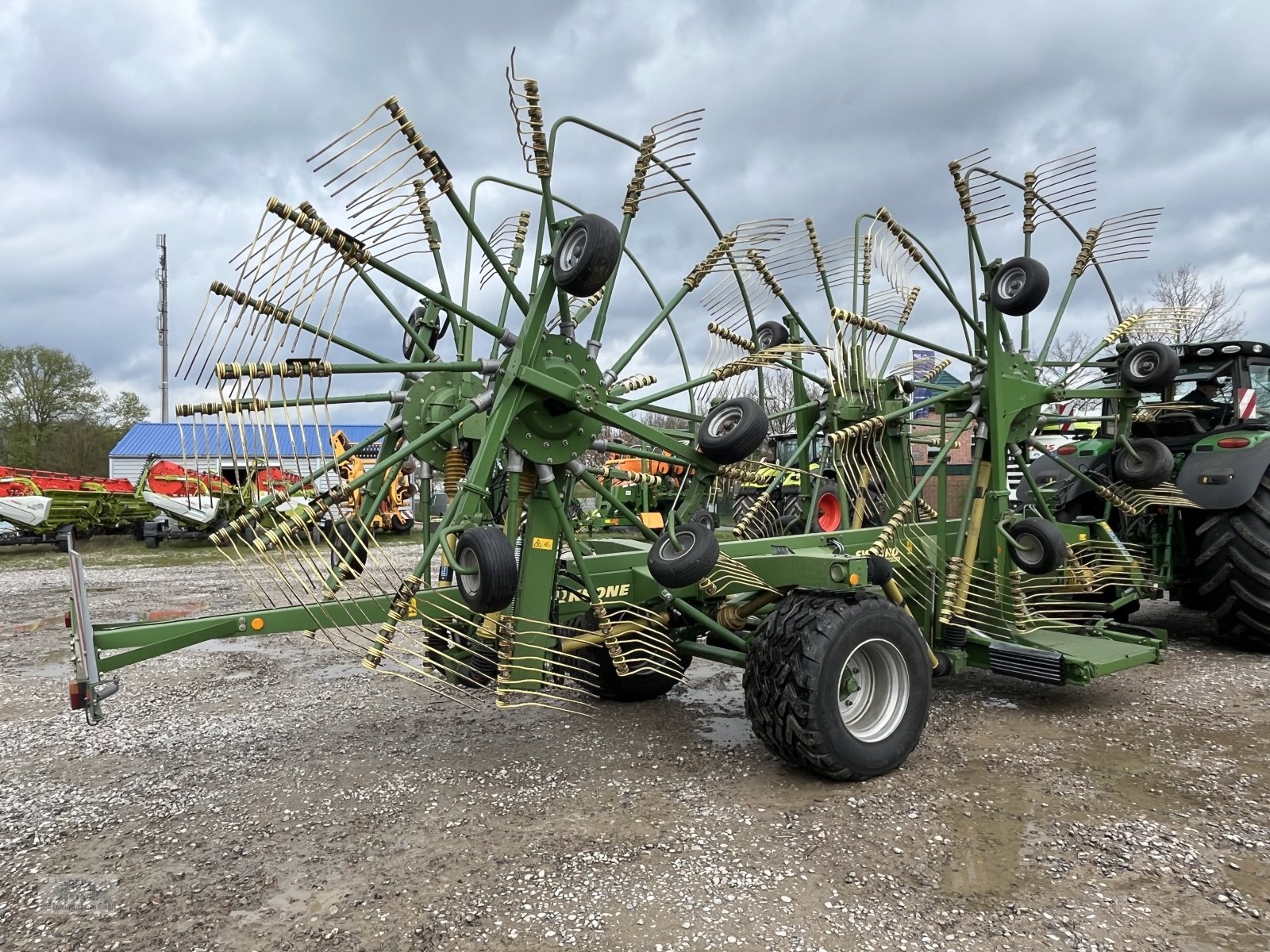 Schwader van het type Krone Swadro 1400 Plus, Gebrauchtmaschine in Stralendorf (Foto 3)