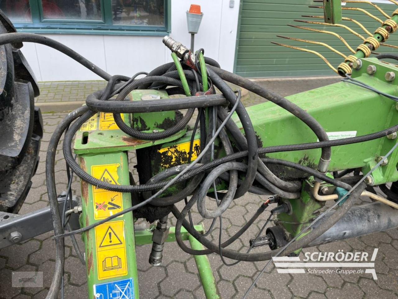 Schwader des Typs Krone SWADRO 1400, Gebrauchtmaschine in Leizen (Bild 3)