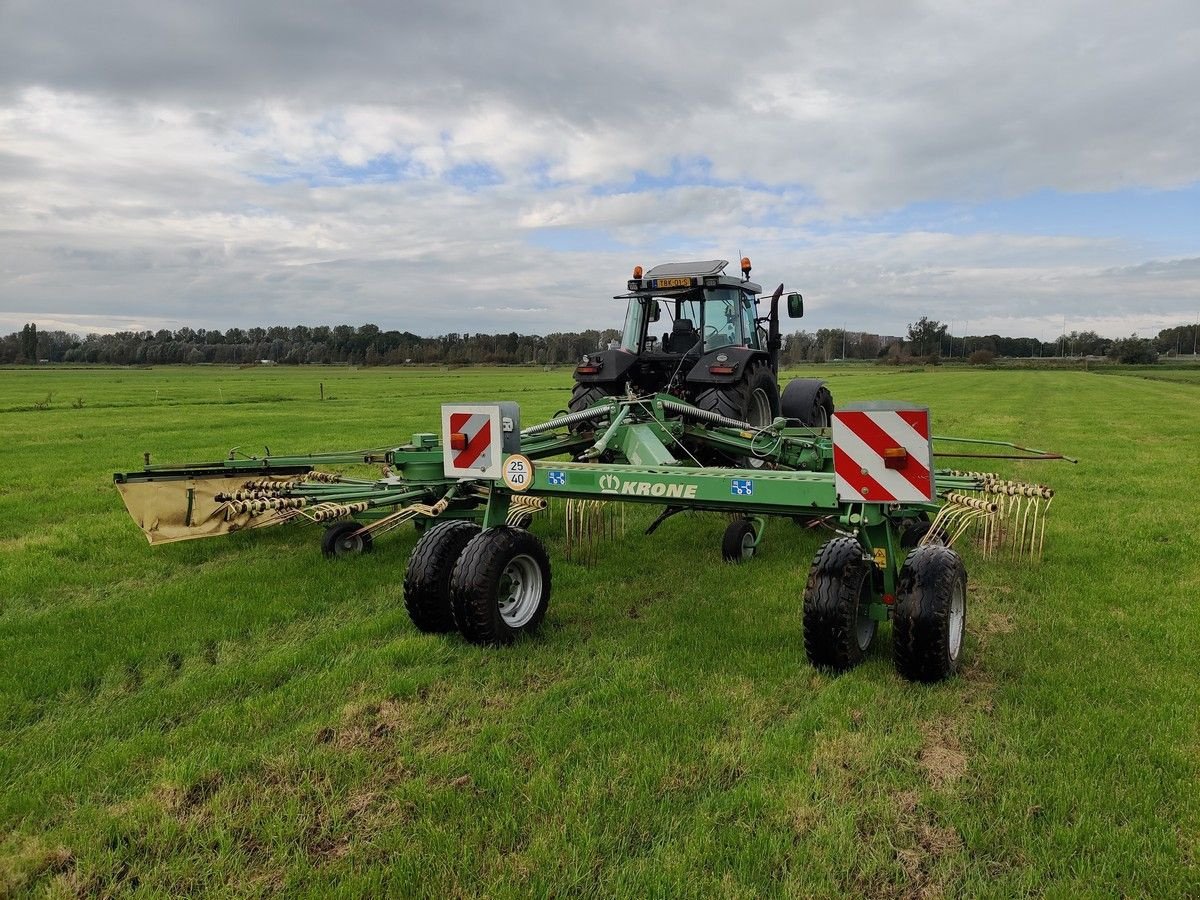 Schwader des Typs Krone Swadro 1401, Gebrauchtmaschine in Zoeterwoude (Bild 4)