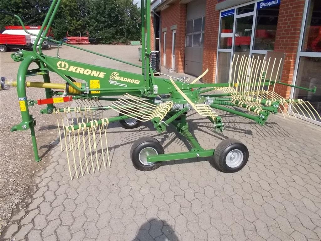 Schwader du type Krone Swadro 46 PTO friløb og kobling, Gebrauchtmaschine en Roslev (Photo 4)