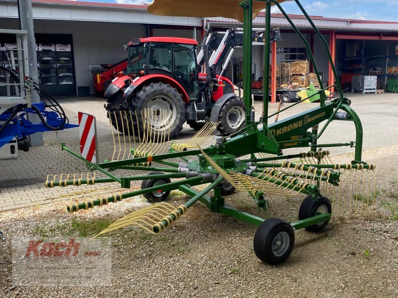 Schwader del tipo Krone Swadro 46, Neumaschine en Neumarkt / Pölling