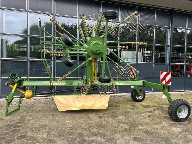 Schwader des Typs Krone Swadro 700, Gebrauchtmaschine in Klimmen