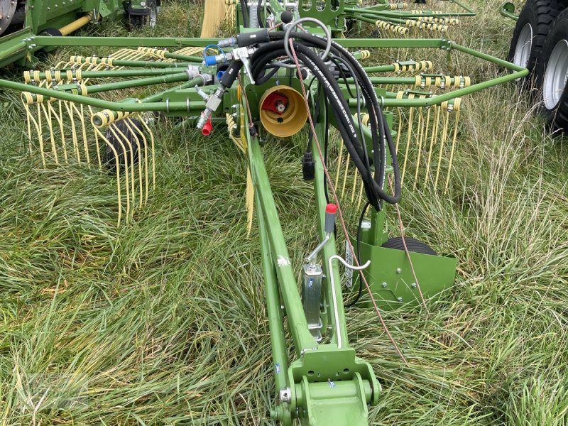 Schwader tipa Krone Swadro 710/26 T, Neumaschine u Thalmässing (Slika 1)