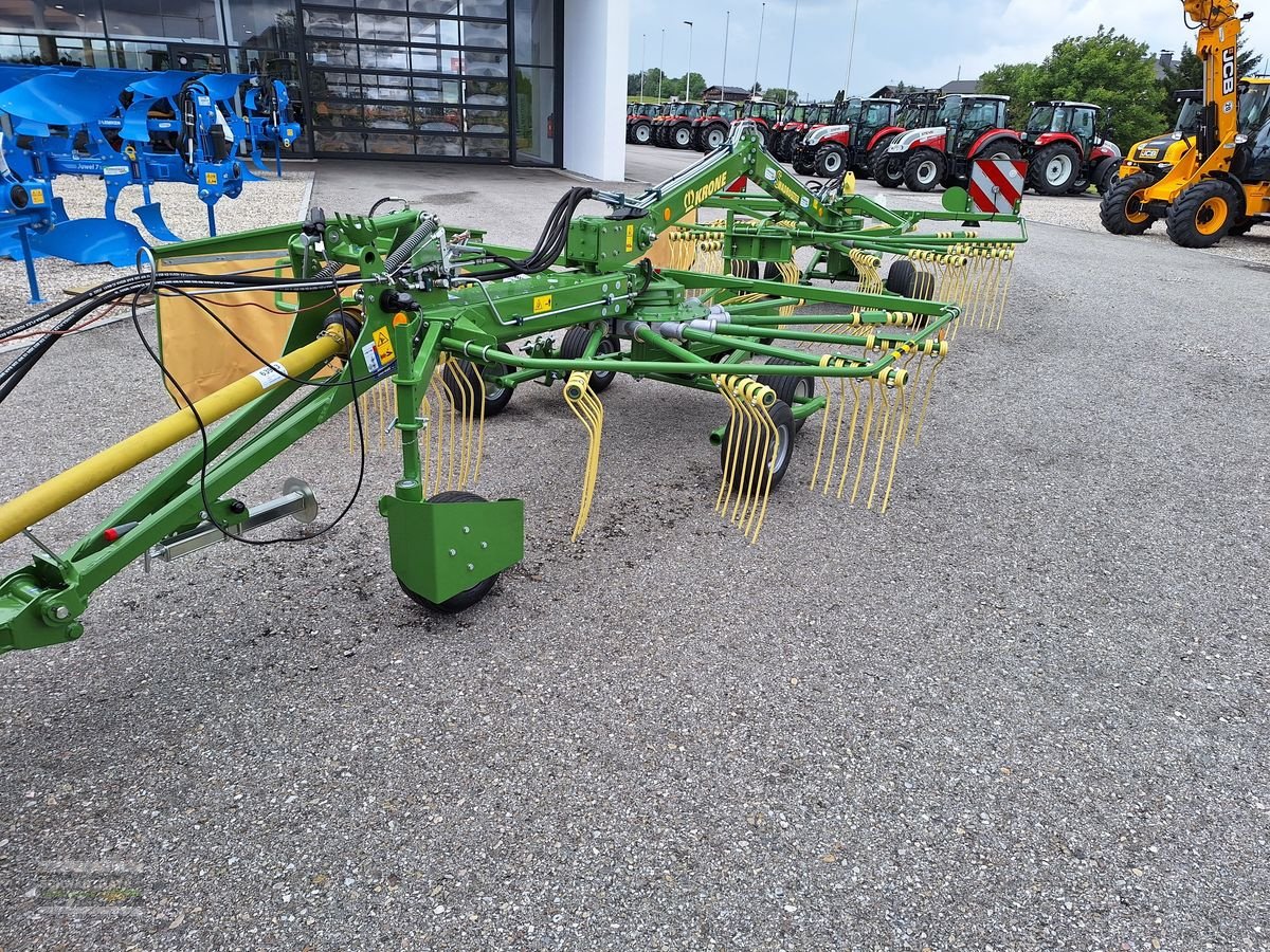 Schwader des Typs Krone Swadro 710/26, Vorführmaschine in Gampern (Bild 2)