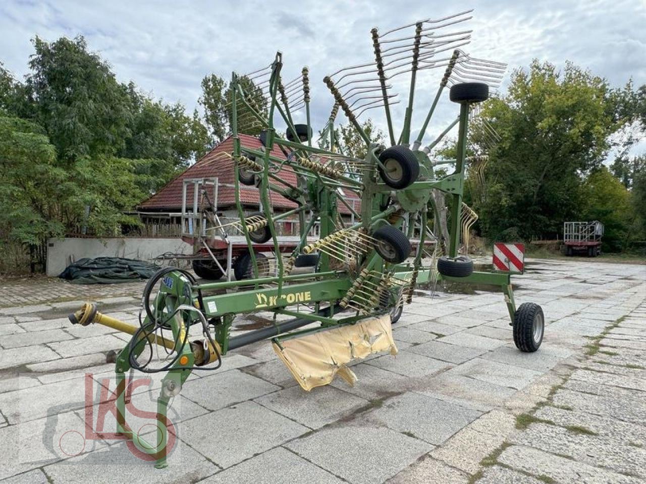 Schwader des Typs Krone SWADRO 800/26, Gebrauchtmaschine in Starkenberg (Bild 2)