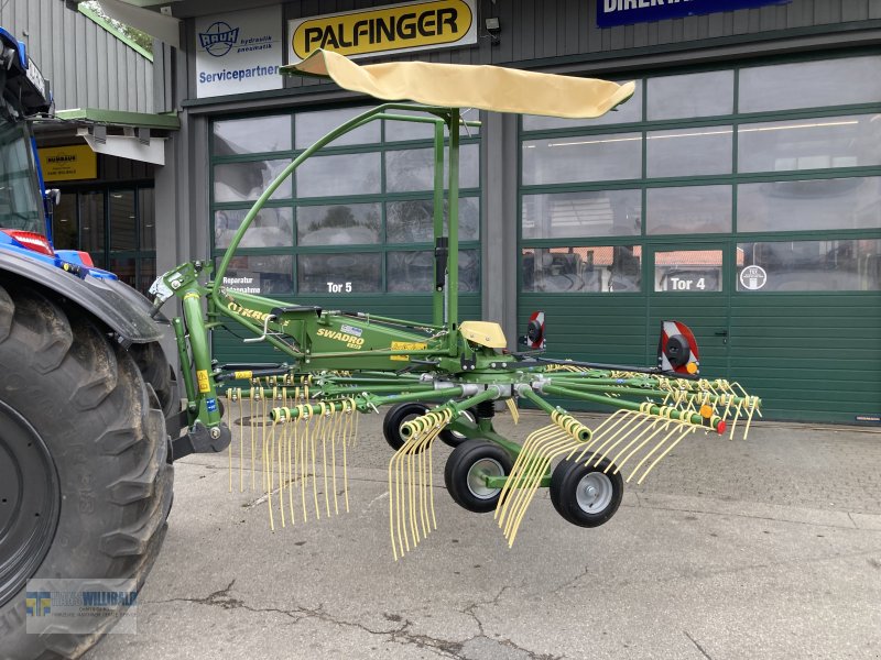 Schwader del tipo Krone Swadro S 420, Neumaschine en Wackersberg