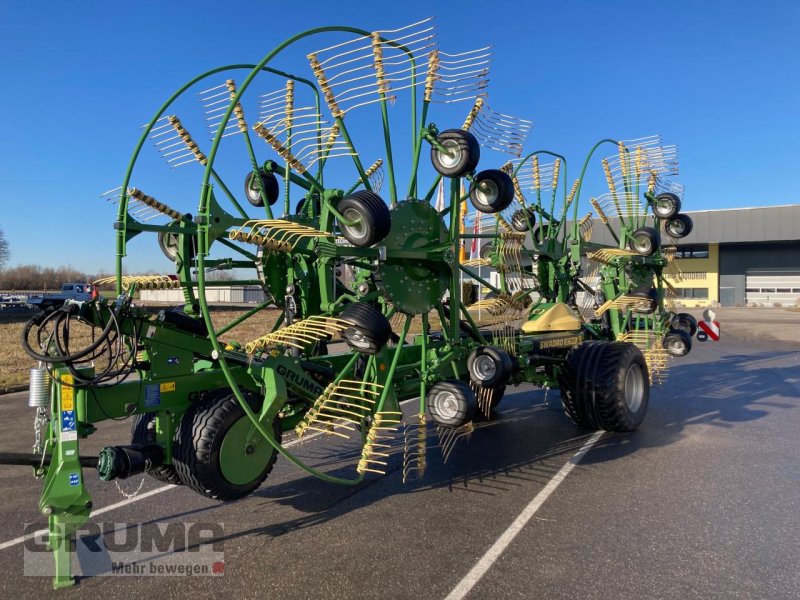 Schwader van het type Krone Swadro TC 1570, Neumaschine in Friedberg-Derching (Foto 1)