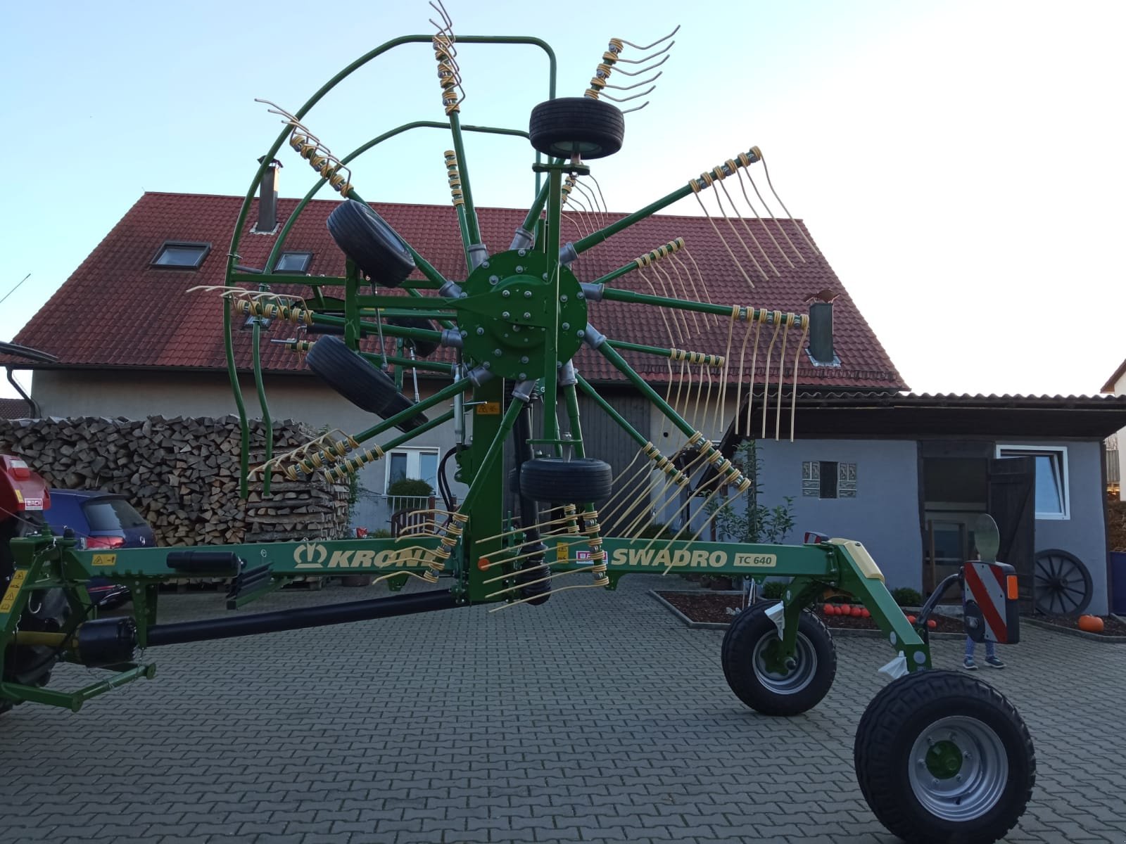 Schwader typu Krone Swadro TC 640, Neumaschine w Bad Wimpfen (Zdjęcie 2)