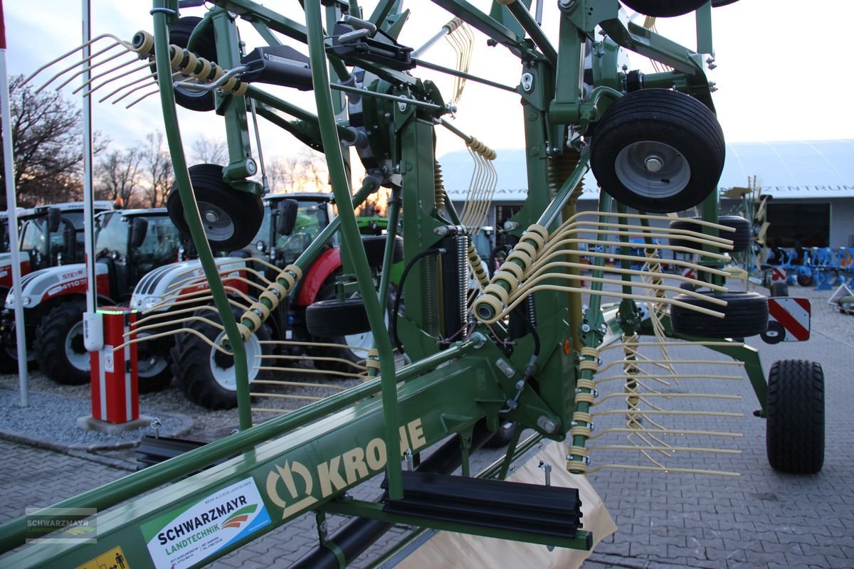 Schwader del tipo Krone Swadro TC 680 Klappzinken, Neumaschine In Gampern (Immagine 8)