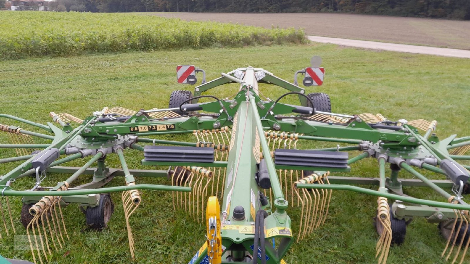 Schwader van het type Krone Swadro  TC 760  Mietrückläufer, Gebrauchtmaschine in Neubeuern (Foto 2)