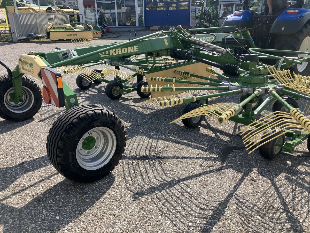 Schwader des Typs Krone SWADRO TC 760 PLUS, Neumaschine in Villach (Bild 5)