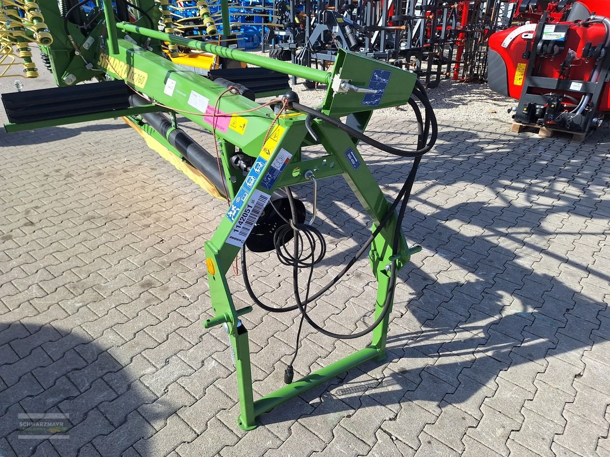 Schwader del tipo Krone Swadro TC 760, Neumaschine en Aurolzmünster (Imagen 9)