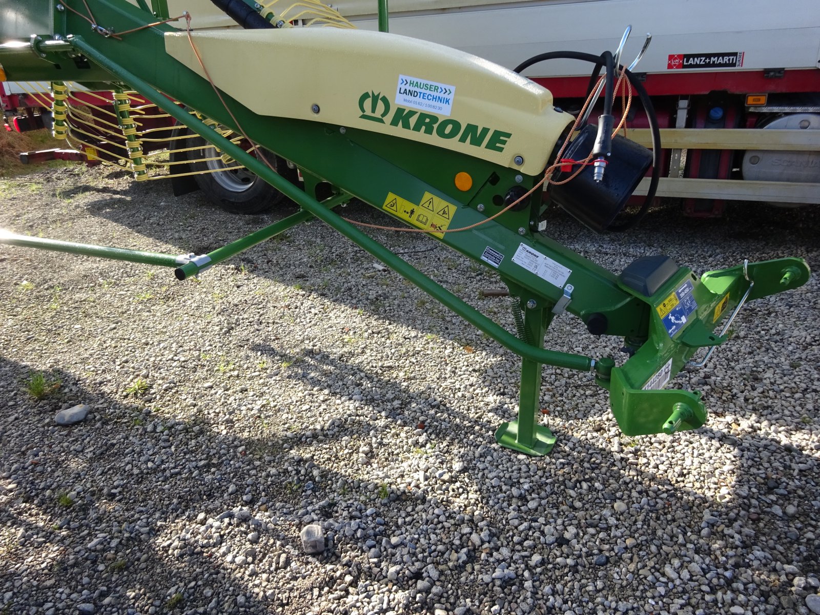 Schwader del tipo Krone Swadro TS 680, Neumaschine en Tuntenhausen (Imagen 4)