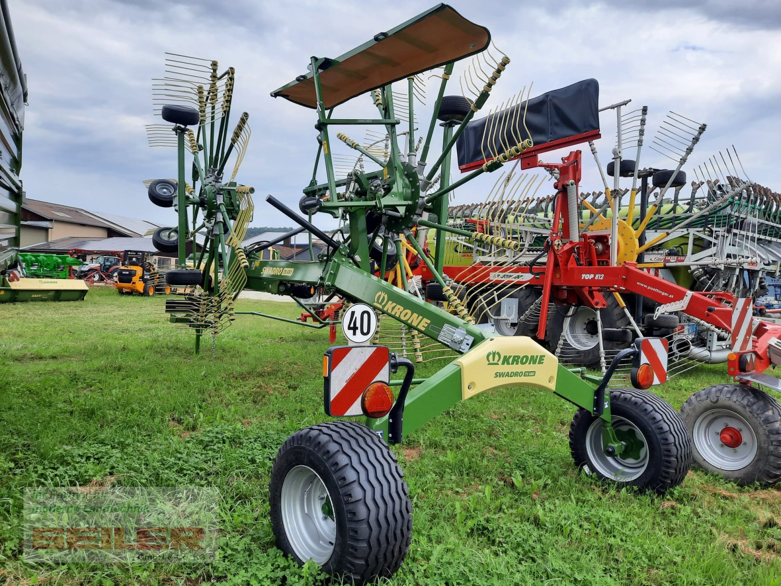 Schwader des Typs Krone Swadro TS 680, Neumaschine in Ansbach (Bild 4)