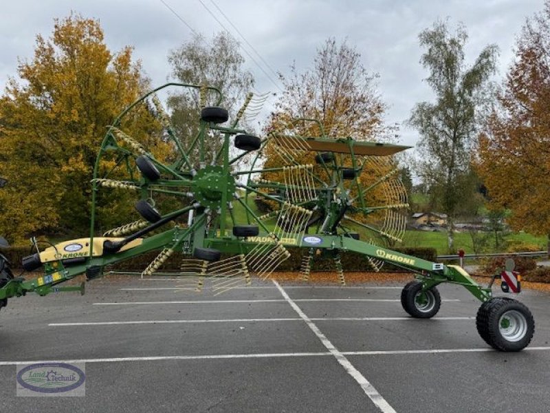 Schwader des Typs Krone Swadro TS 680, Neumaschine in Münzkirchen (Bild 2)