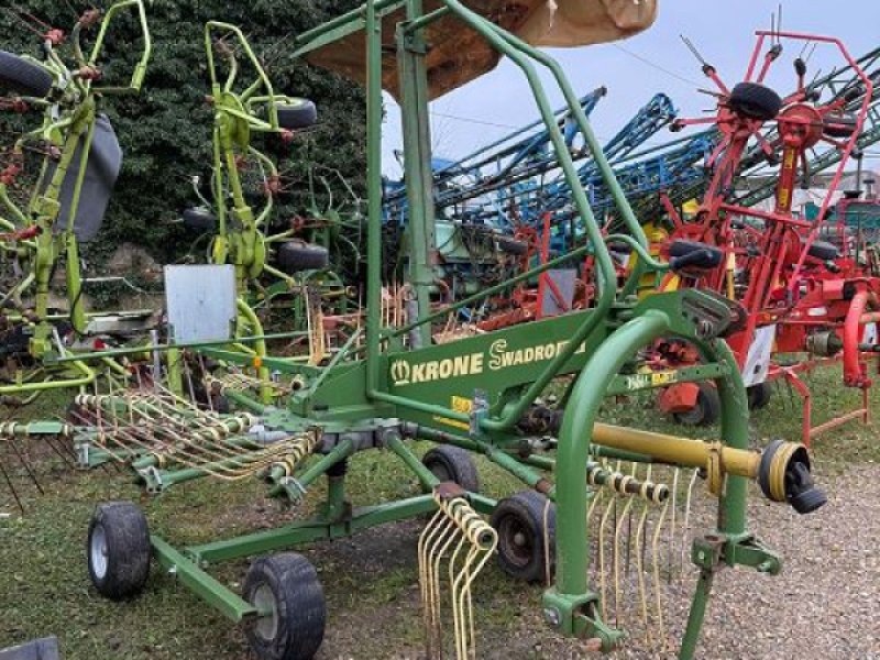 Schwader Türe ait Krone SWADRO, Gebrauchtmaschine içinde BOSC LE HARD (resim 1)