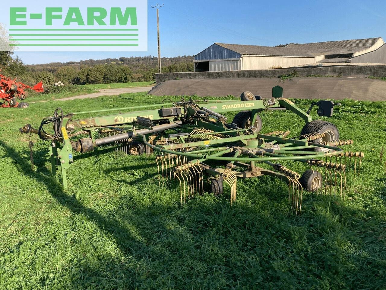 Schwader tip Krone swadro, Gebrauchtmaschine in PLOUIGNEAU (Poză 1)