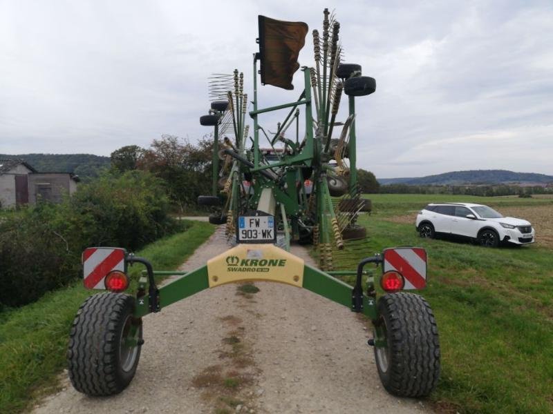 Schwader des Typs Krone SWADRO740TS, Gebrauchtmaschine in CHAUMONT (Bild 3)