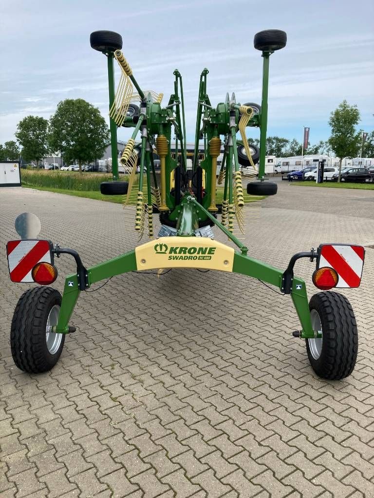 Schwader van het type Krone TC 680, Neumaschine in Gorredijk (Foto 7)