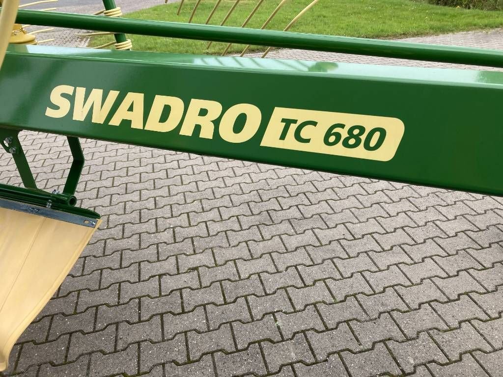 Schwader del tipo Krone TC 680, Neumaschine en Gorredijk (Imagen 5)