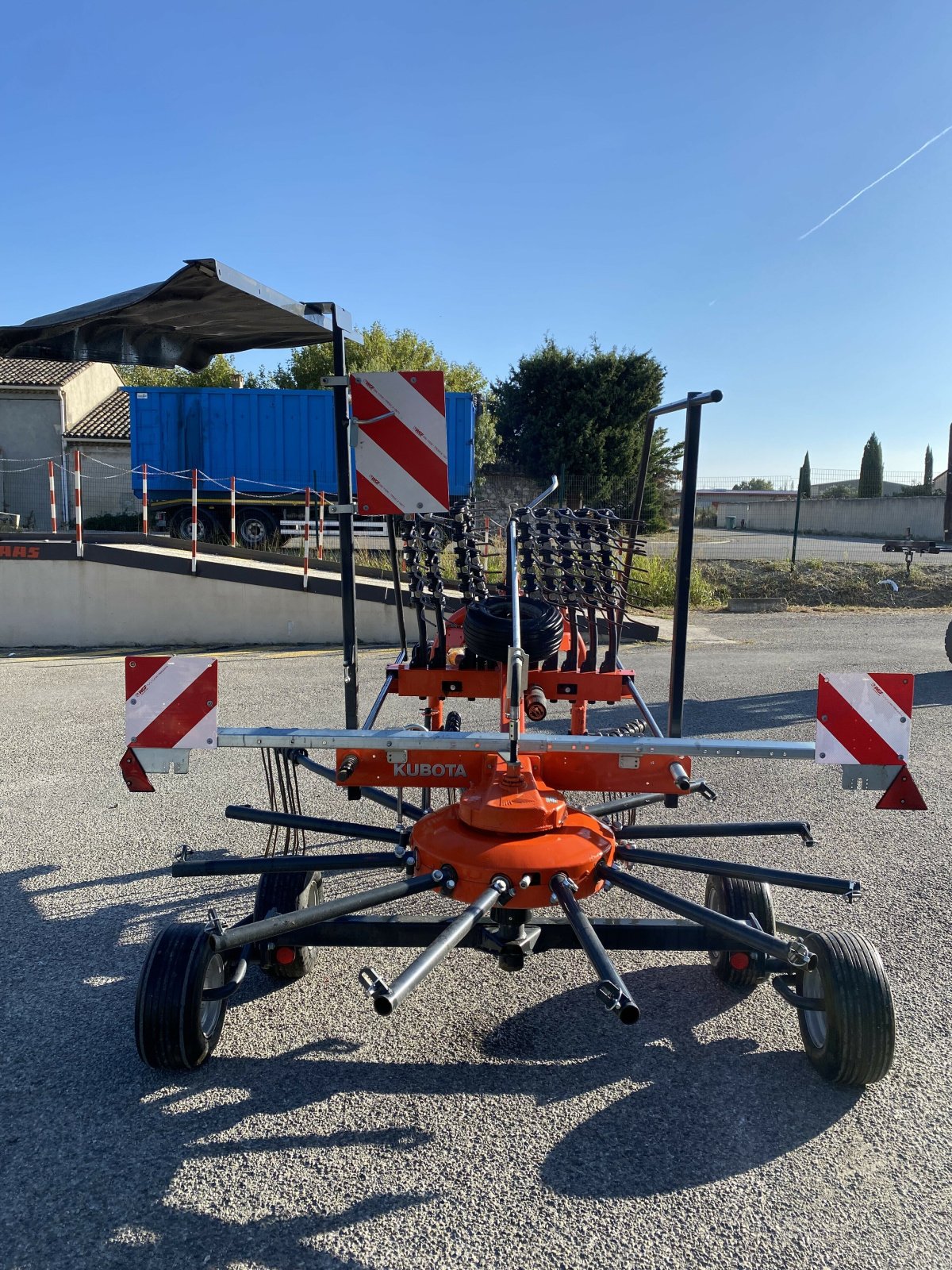 Schwader typu Kubota ANDAINEUR KUBOTA RA 1043, Gebrauchtmaschine v SAINT ANDIOL (Obrázek 3)