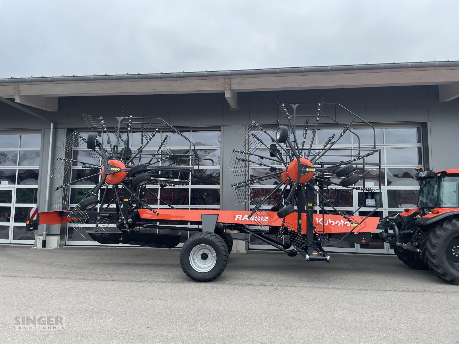 Schwader типа Kubota RA 4012 Andex 1254 - Rad 710/22,5" + Einzelaushub, Neumaschine в Ebenhofen (Фотография 3)