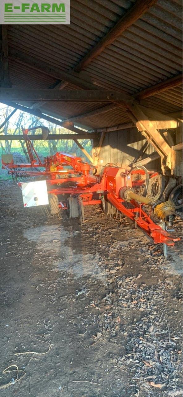 Schwader tipa Kuhn 6522, Gebrauchtmaschine u CHAUVONCOURT (Slika 1)