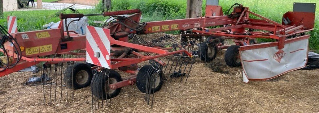 Schwader del tipo Kuhn ANDAINEUR 6000, Gebrauchtmaschine en CHEMINOT (Imagen 1)