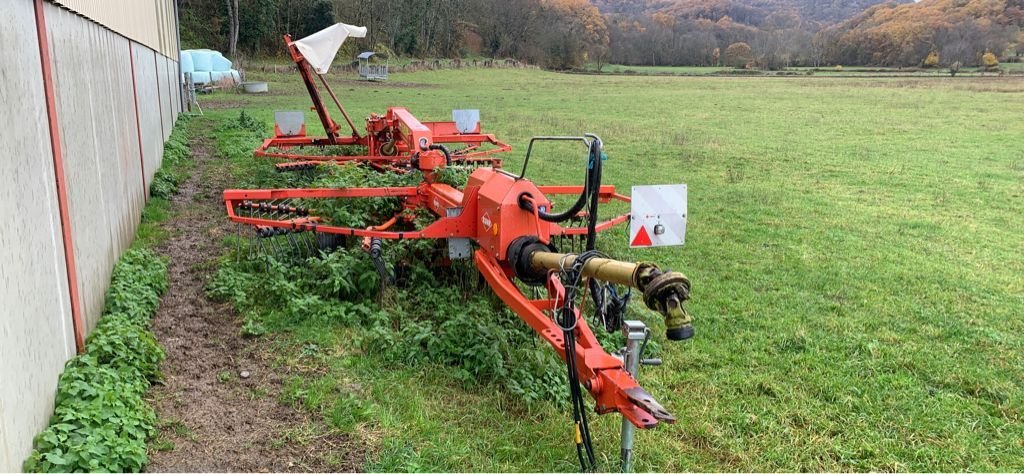 Schwader du type Kuhn Andaineur GA 6522 LATERAL Kuhn, Gebrauchtmaschine en SAINT GAUDENS (Photo 4)