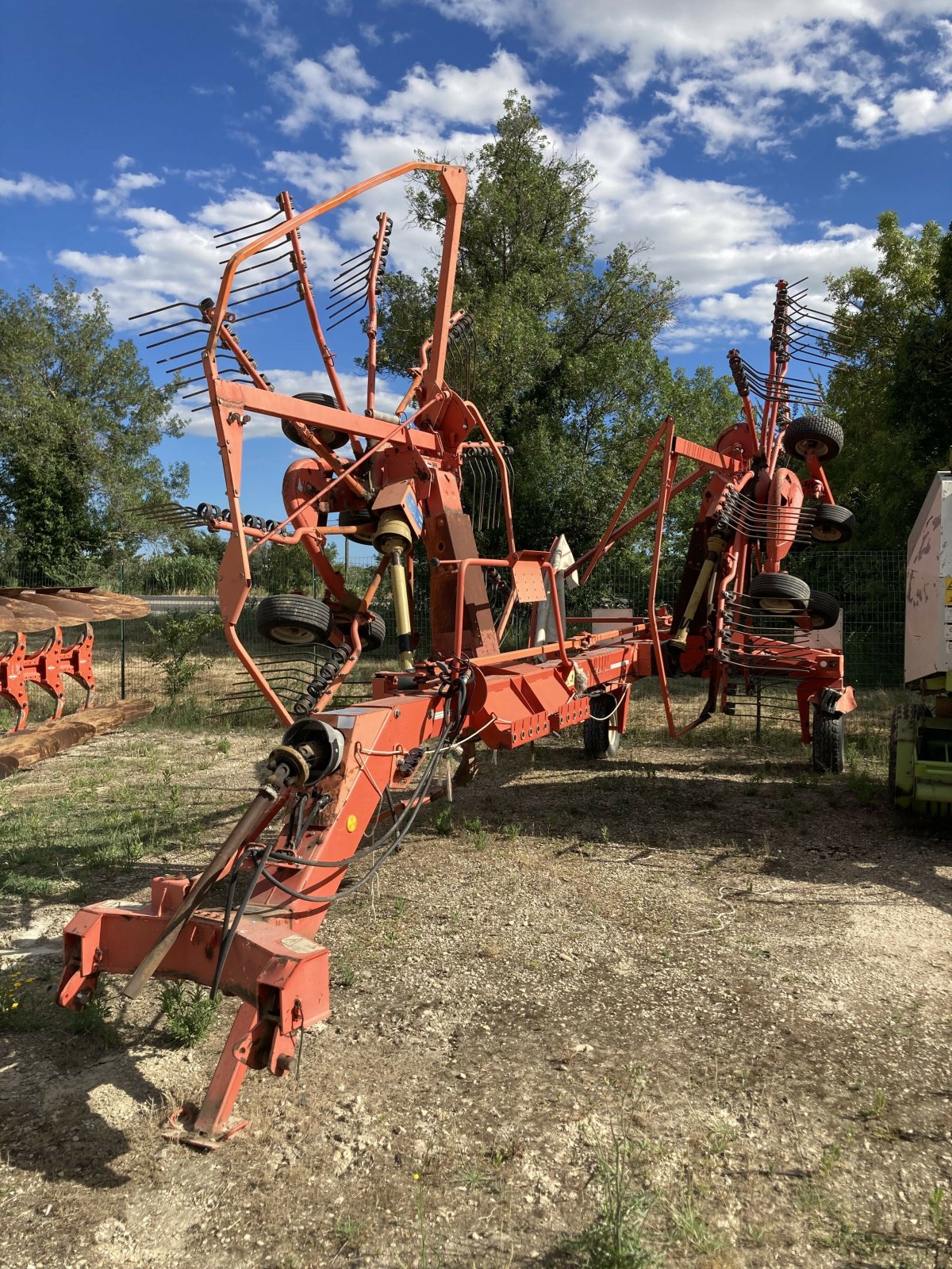 Schwader tip Kuhn ANDAINEUR GA 7302 DL, Gebrauchtmaschine in SAINT ANDIOL (Poză 4)