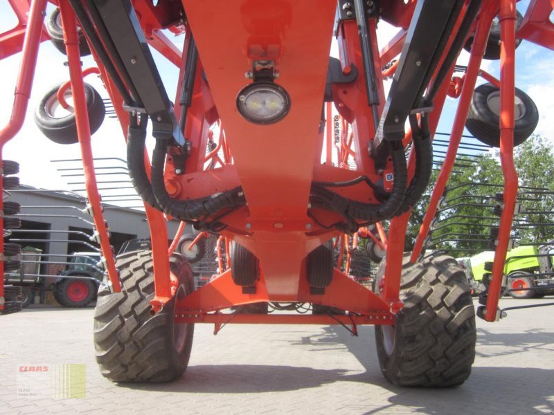 Schwader van het type Kuhn GA 13131, CCI 800, NEU !, Neumaschine in Molbergen (Foto 15)