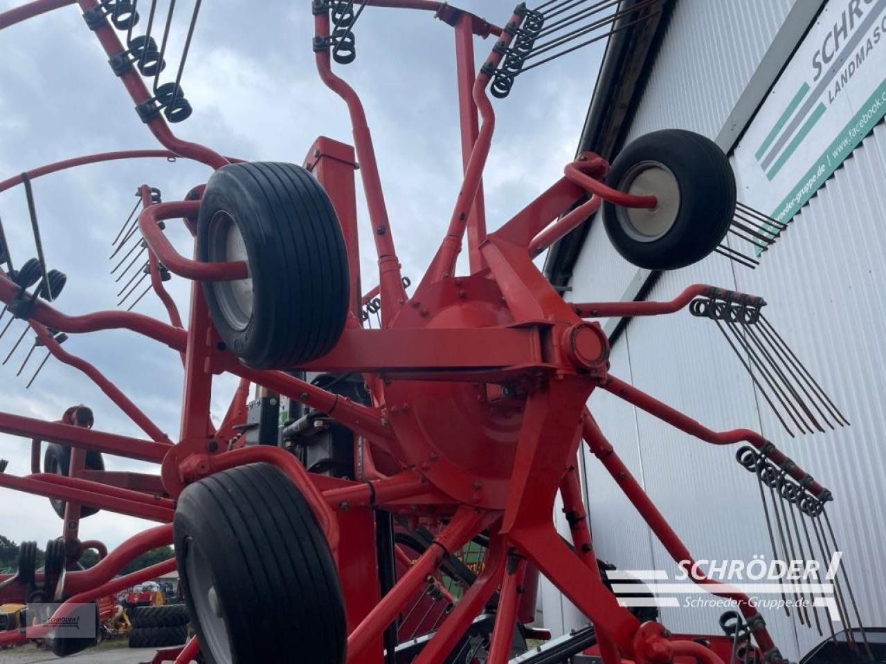 Schwader tip Kuhn GA 13131, Gebrauchtmaschine in Wildeshausen (Poză 17)