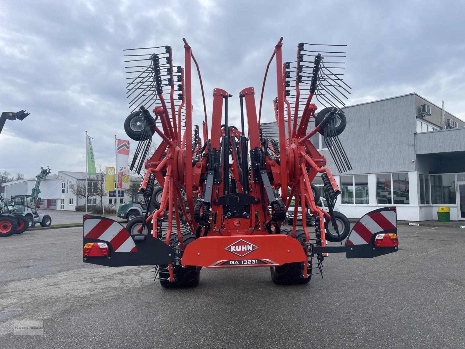 Schwader от тип Kuhn GA 13231, Neumaschine в Eggenfelden (Снимка 4)