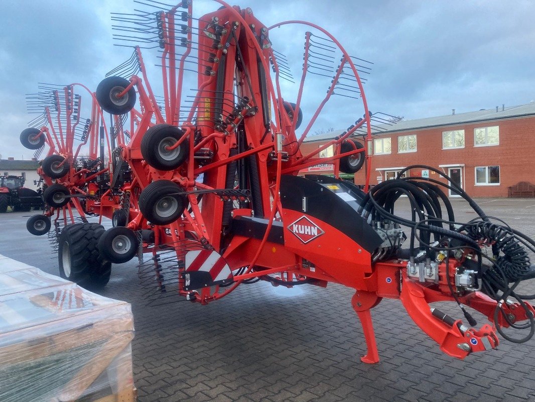 Schwader del tipo Kuhn GA 15131, Gebrauchtmaschine en Bad Freienwalde (Imagen 1)