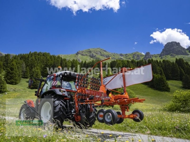 Schwader tip Kuhn GA 3201 G, Neumaschine in Schlitters