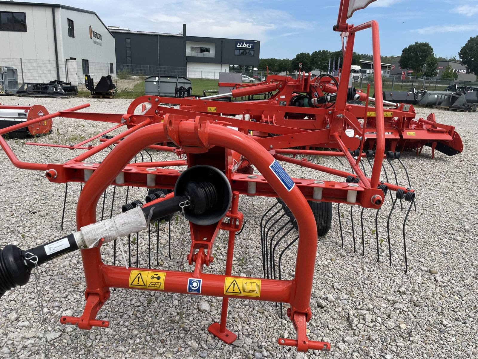 Schwader tip Kuhn GA 3201 GM, Neumaschine in Eching (Poză 8)