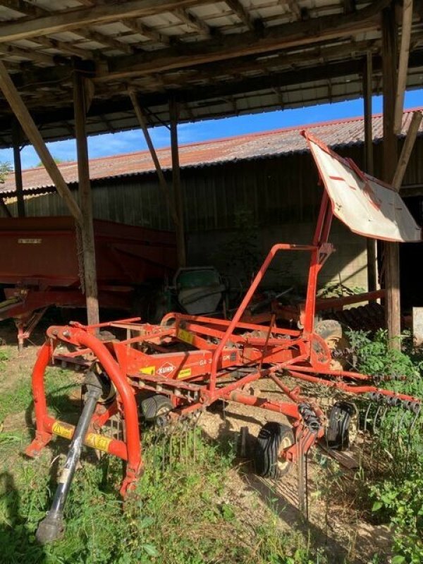 Schwader tip Kuhn GA 3501 GM, Gebrauchtmaschine in Hauteroche (Poză 1)