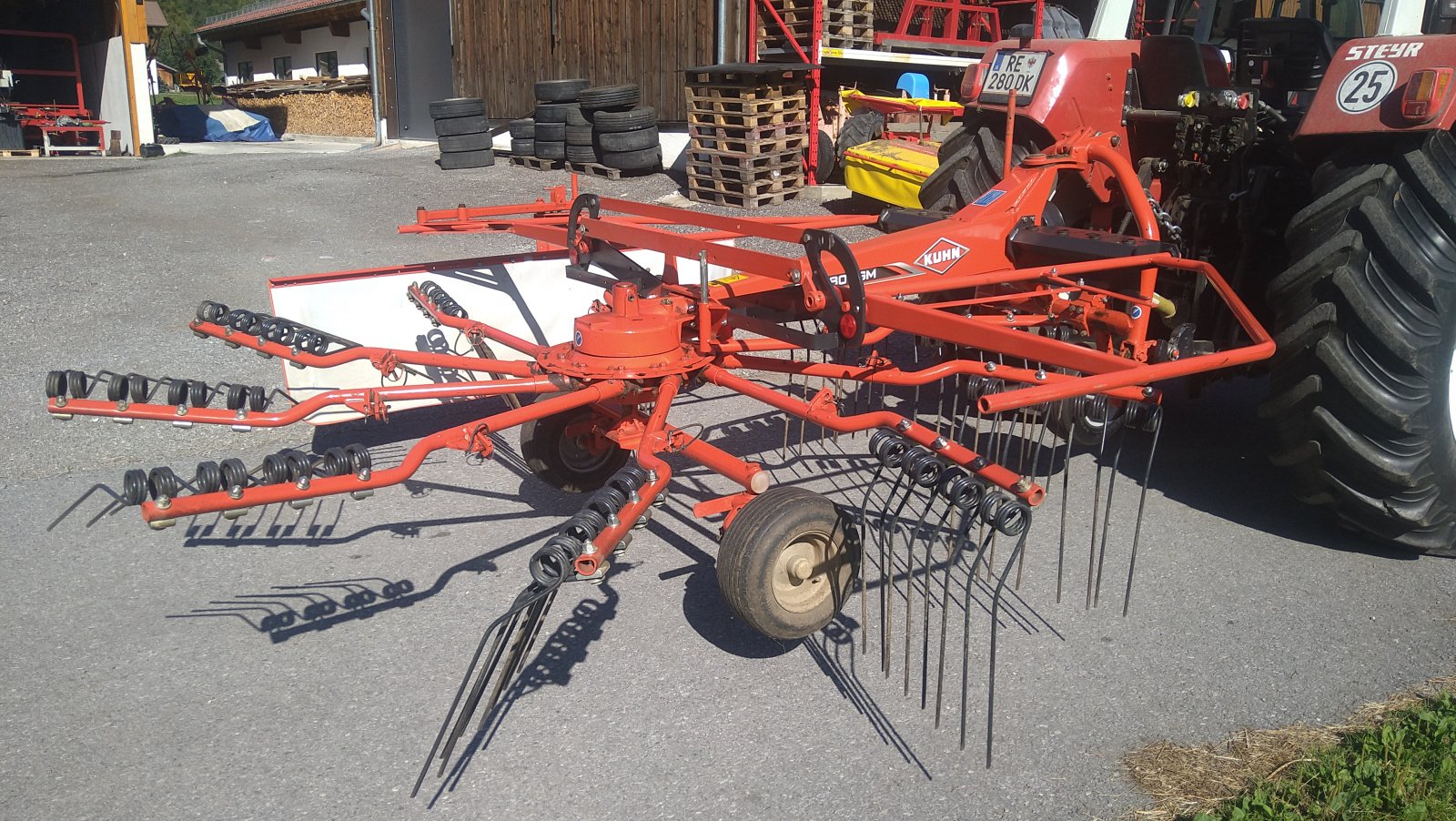 Schwader tip Kuhn GA 3801 GM, Gebrauchtmaschine in Holzgau (Poză 3)