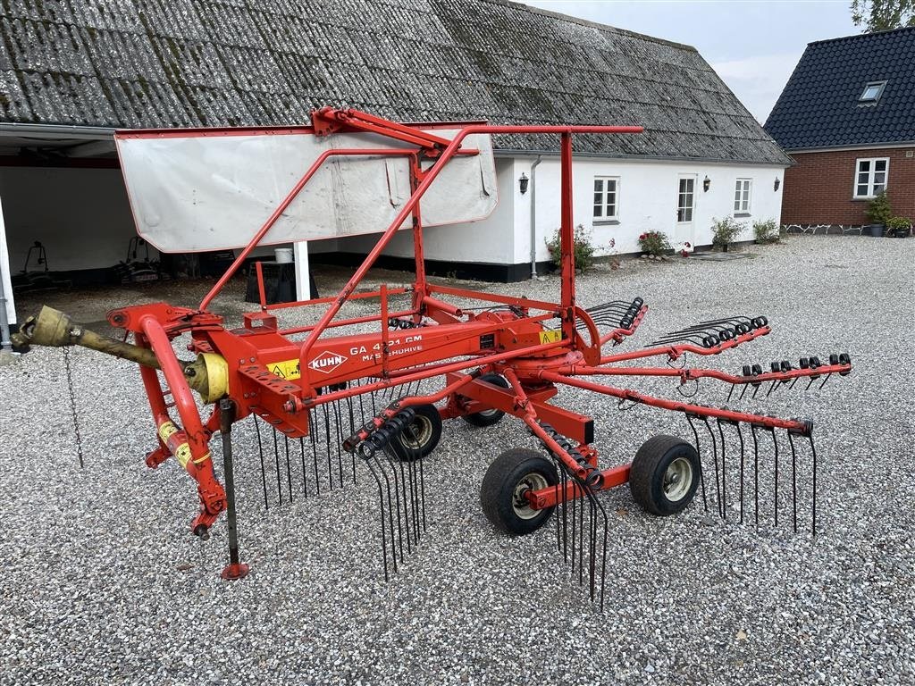 Schwader van het type Kuhn GA 4121 GM, Gebrauchtmaschine in Hårlev (Foto 1)