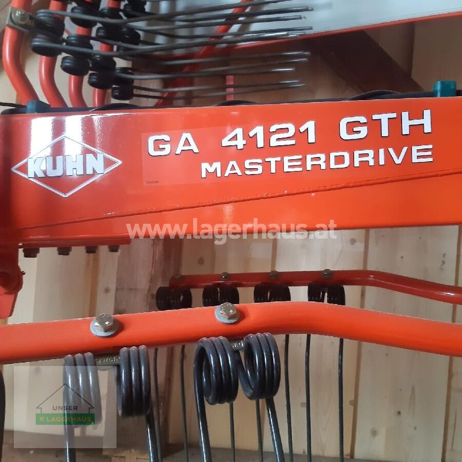 Schwader del tipo Kuhn GA 4121 GTH, Gebrauchtmaschine en Schlitters (Imagen 2)