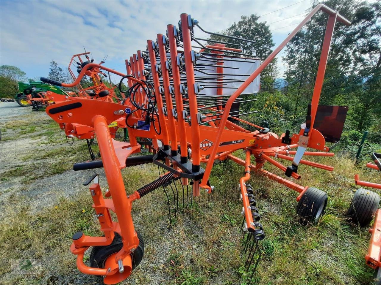 Schwader del tipo Kuhn GA 4201, Neumaschine en Steinwiesen (Imagen 1)