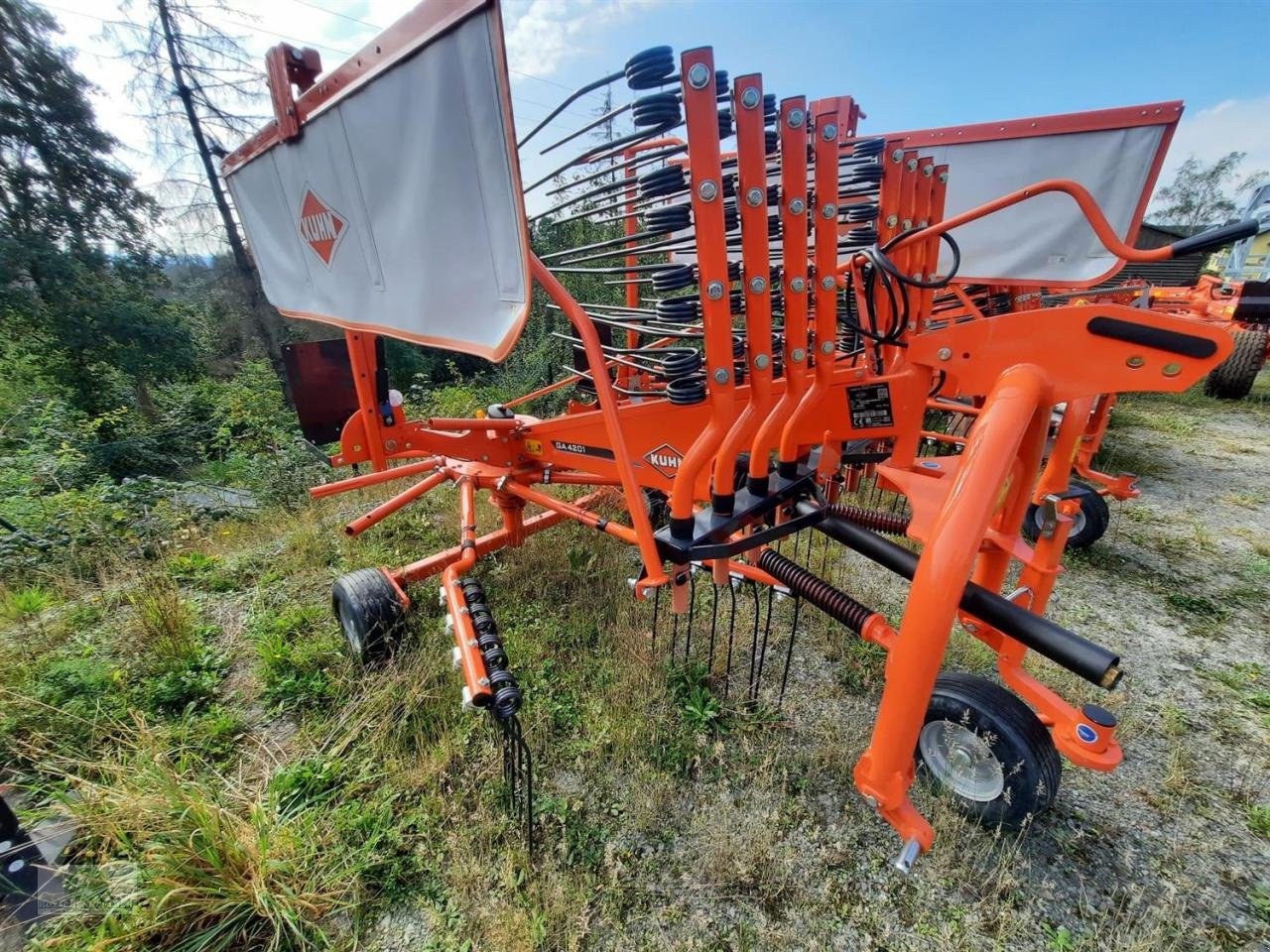 Schwader typu Kuhn GA 4201, Neumaschine w Steinwiesen (Zdjęcie 2)