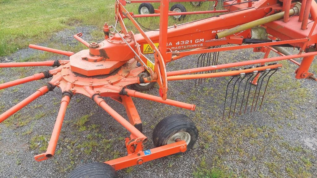 Schwader tipa Kuhn GA 4321 GM, Gebrauchtmaschine u MORHANGE (Slika 2)